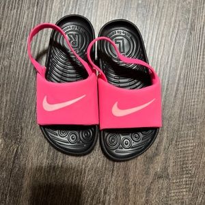Pink Nike slides size 10c
